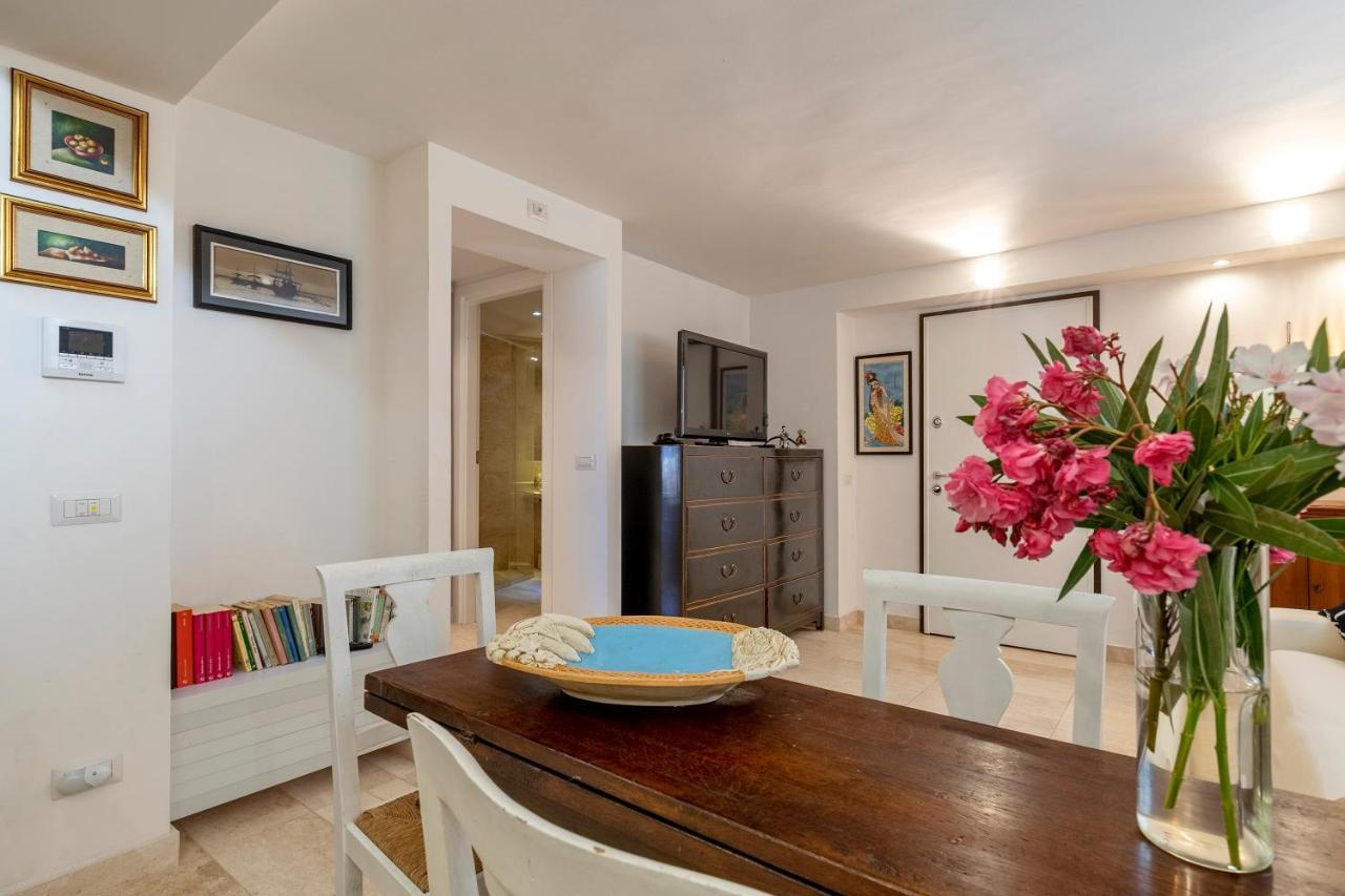 Charming Seafront Apartment With Garden And Patio Fertilia Exteriér fotografie
