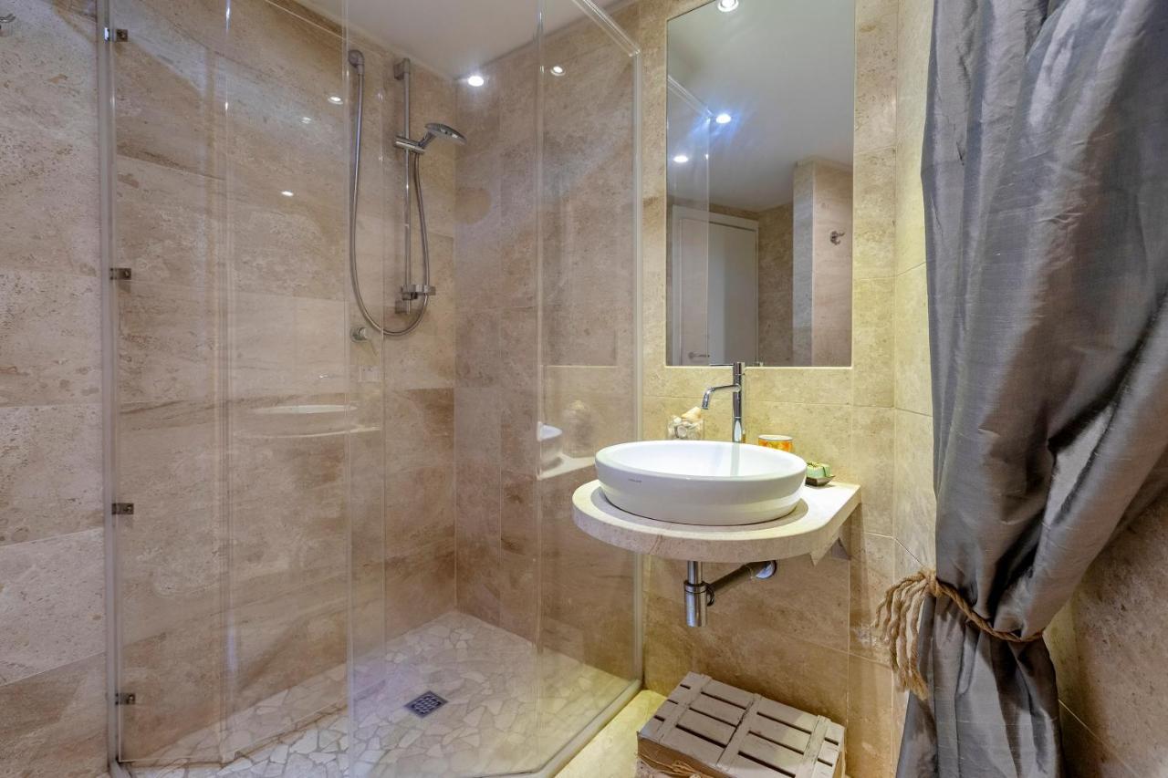 Charming Seafront Apartment With Garden And Patio Fertilia Exteriér fotografie