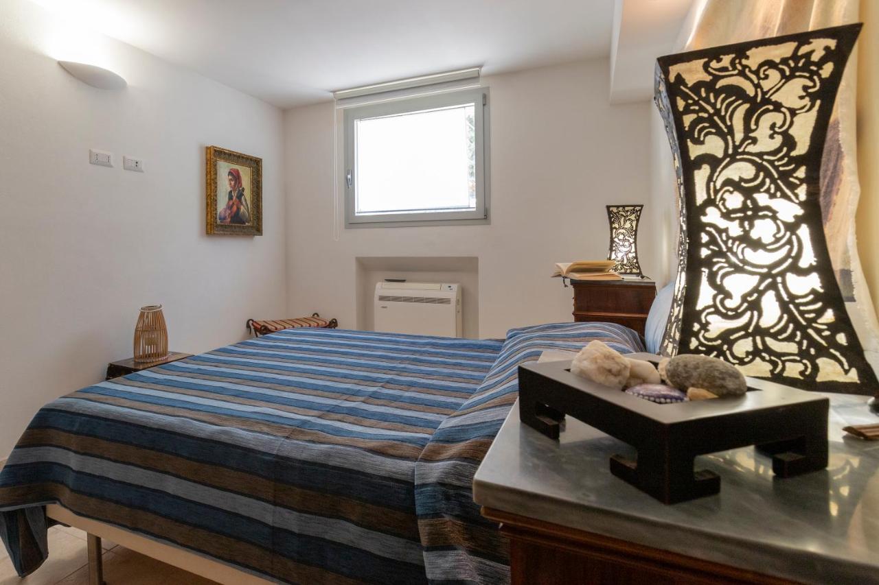 Charming Seafront Apartment With Garden And Patio Fertilia Exteriér fotografie